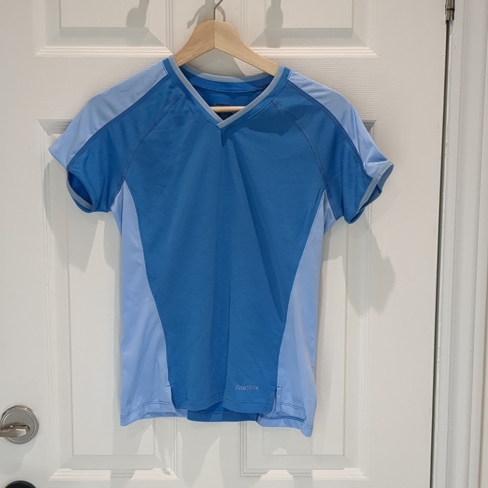 Patagonia workout top